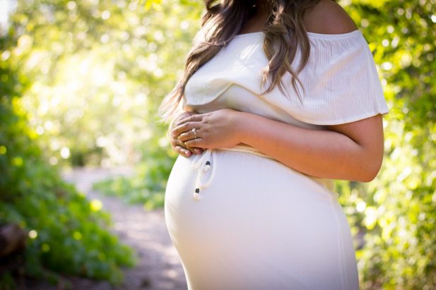 Reasons Behind Stomach Bloating in pregnancy